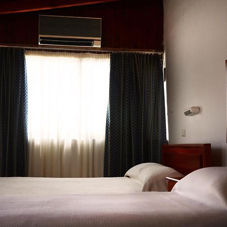 Cavo D' Oro Hotell Nea Moudhania Rum bild